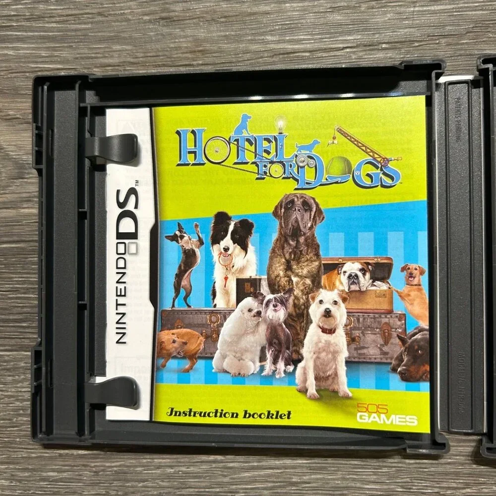Hotel For Dogs Nintendo DS Complete Case Manual 2009 Nickelodeon Y2K Dreamworks - Picture 3 of 8